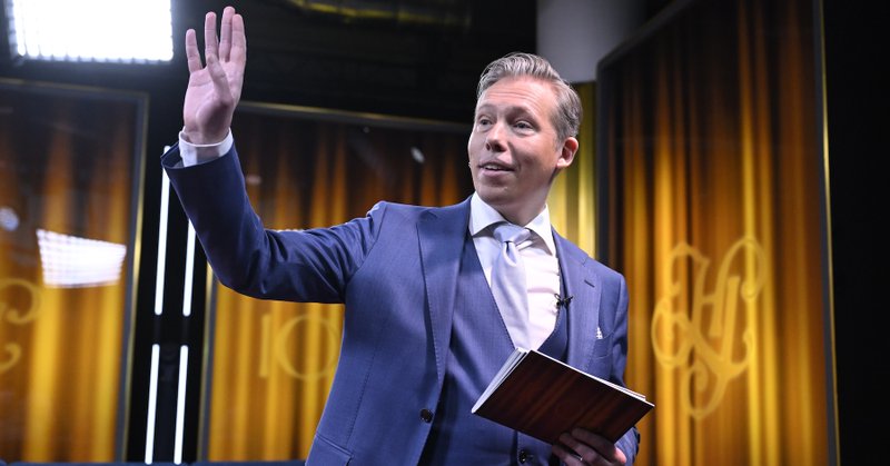 Tweet card summary image