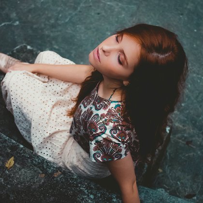 Tweet card summary image