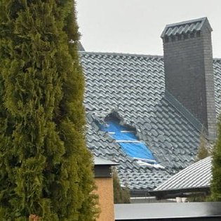 Tweet card summary image