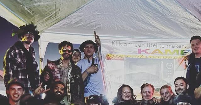 Tweet card summary image