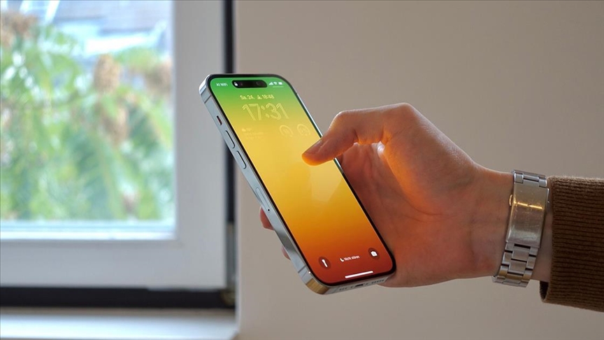 CSIS_Tech's tweet card. FaceTime used in Russia to organize, conduct terrorist activities, recruit perpetrators, commit fraud and other crimes against Russian citizens, Federal agency says - Anadolu Ajansı