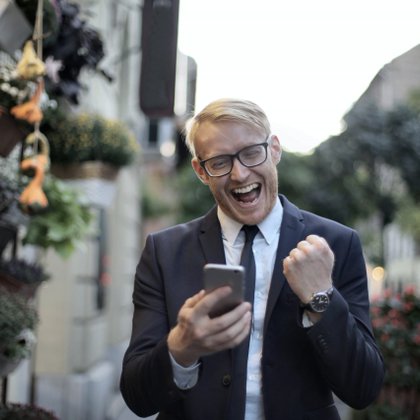 Tweet card summary image