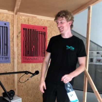 Tweet card summary image