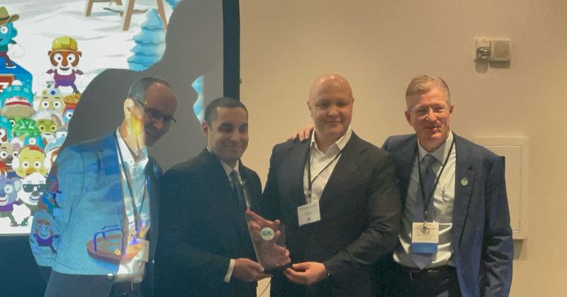 Tweet card summary image