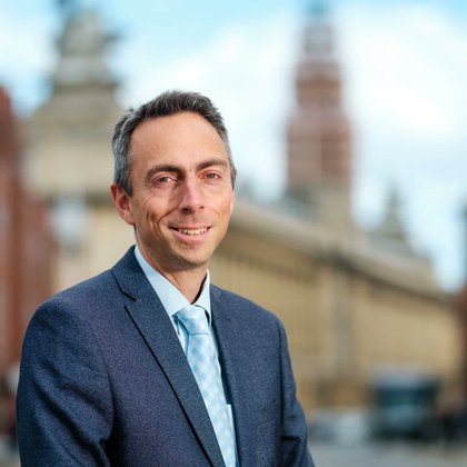 Tweet card summary image