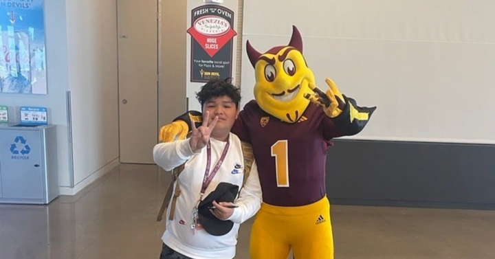 Tweet card summary image