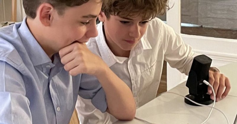 Tweet card summary image