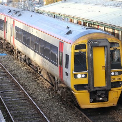 Tweet card summary image