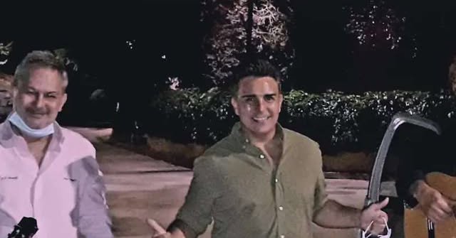 Tweet card summary image