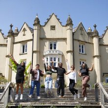 Tweet card summary image