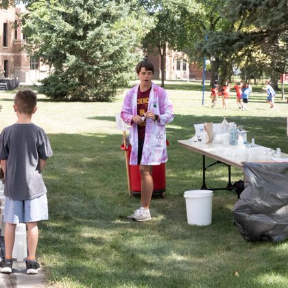 Tweet card summary image