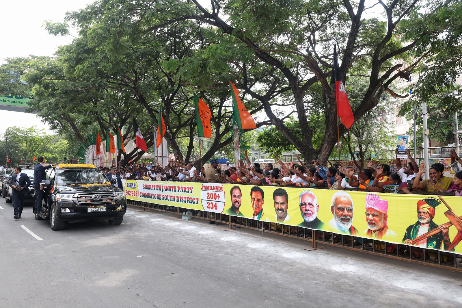 msgs2suresh's tweet card. This is Prime Minister Narendra Modi's photo gallery page where you can find high-resolution images of his election campaigns, road shows, and other events. You can also download and share these...