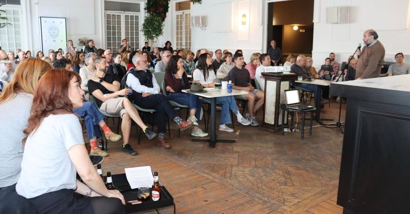 Tweet card summary image