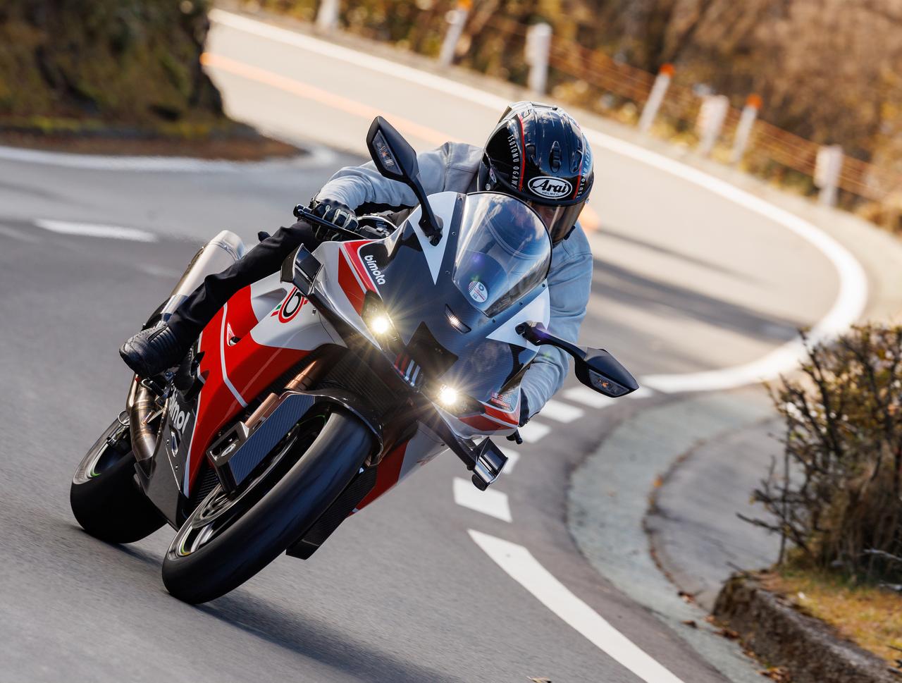 レビュー】ビモータ「KB998 Rimini」インプレ｜国内初試乗！ ZX-10RRの