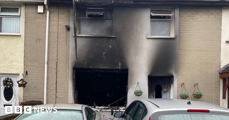 Tweet card summary image