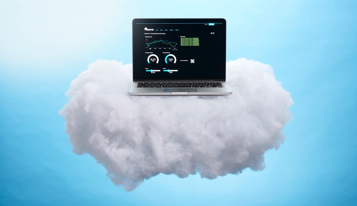 programaarduino's tweet card. Aprende a utilizar la plataforma Adafruit IO para tus dispositivos IoT (parte 1)