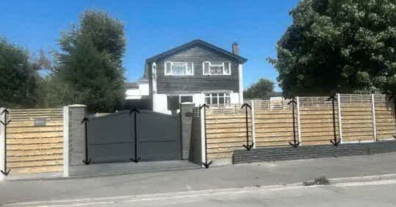 Tweet card summary image