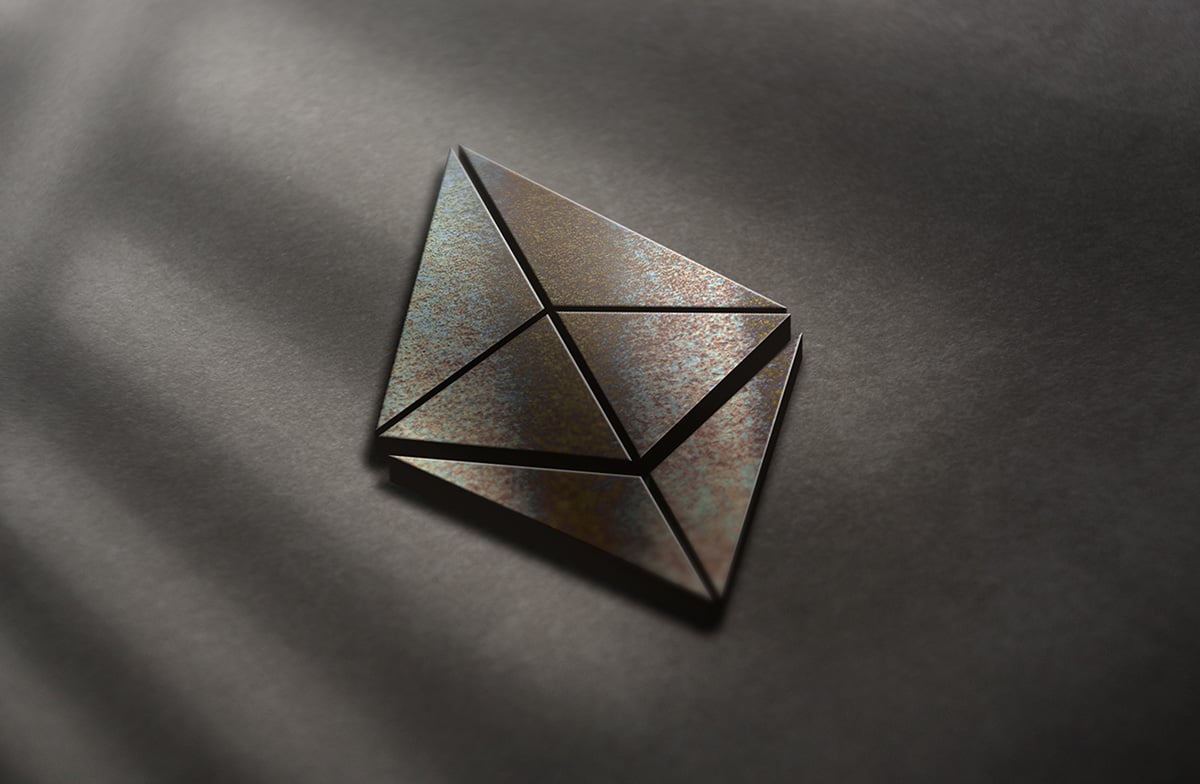 computing_net's tweet card. An Ethereum user mistakenly paid $89,200 in fees for a $2,262 transfer, highlighting the potential for costly errors in cryptocurrency transactions and the need for increased user caution.