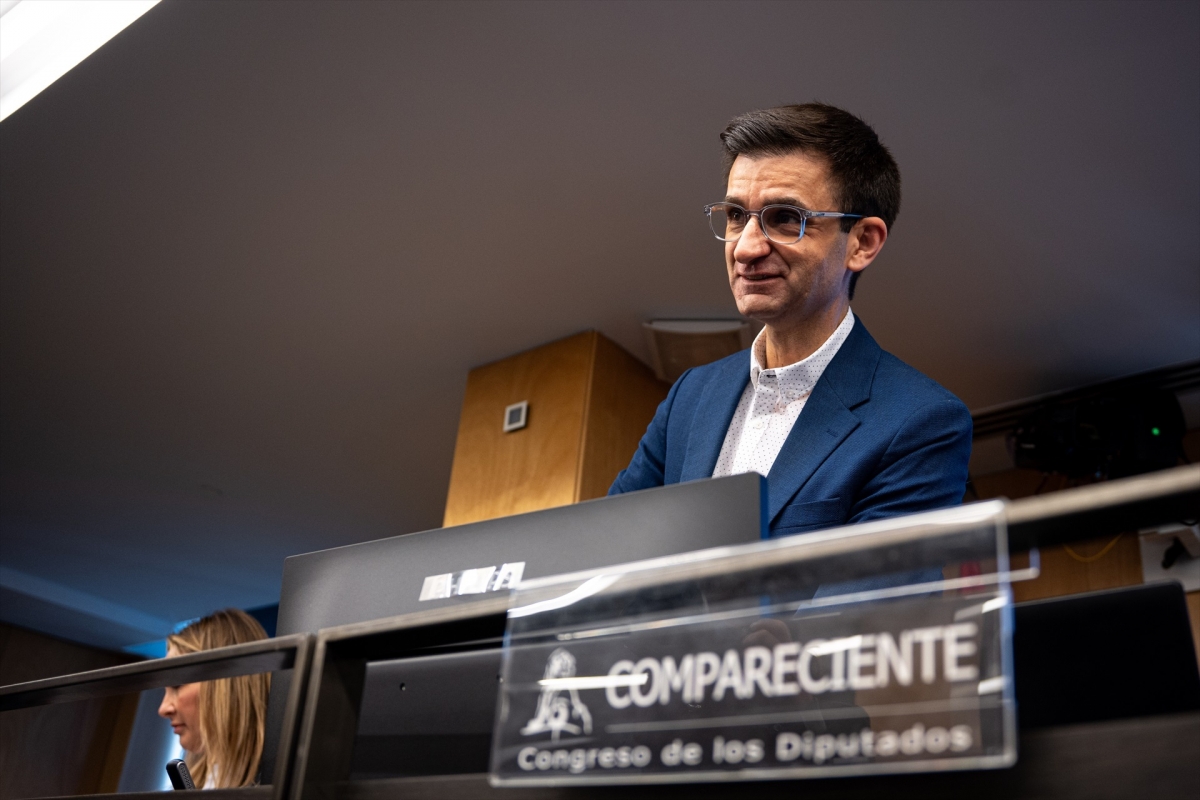 valenciaplaza's tweet card. José Pablo López ha anunciado que los informativos territoriales también se emitirán los fines de semana a partir de septiembre y una futura "regionalización" de La 2