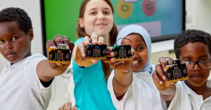 Tweet card summary image