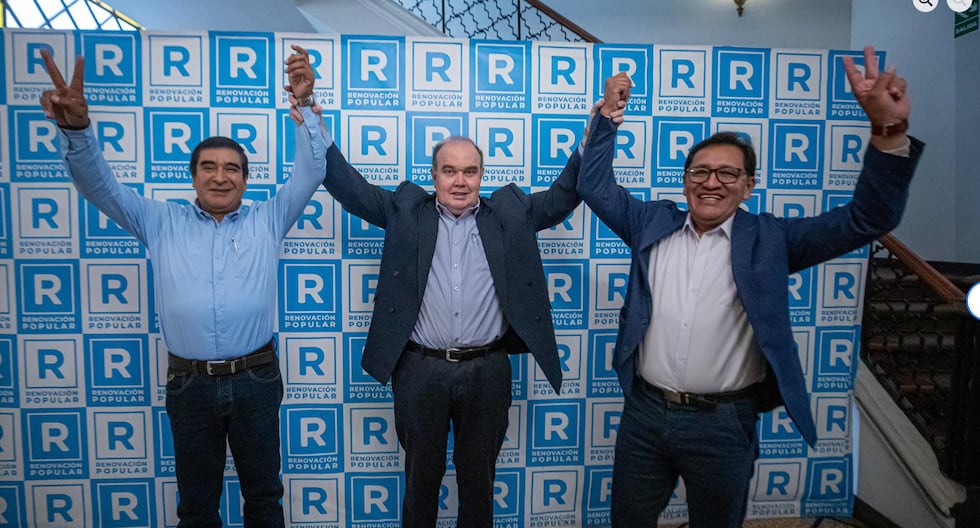 martinhidalgo's tweet card. Uno de los representantes de la Confederación Nacional de Pequeña Minería y Minería Artesanal del Perú (Confemin), y vicepresidente de la Asociación de Pequeños Mineros y Mineros Artesanales de...