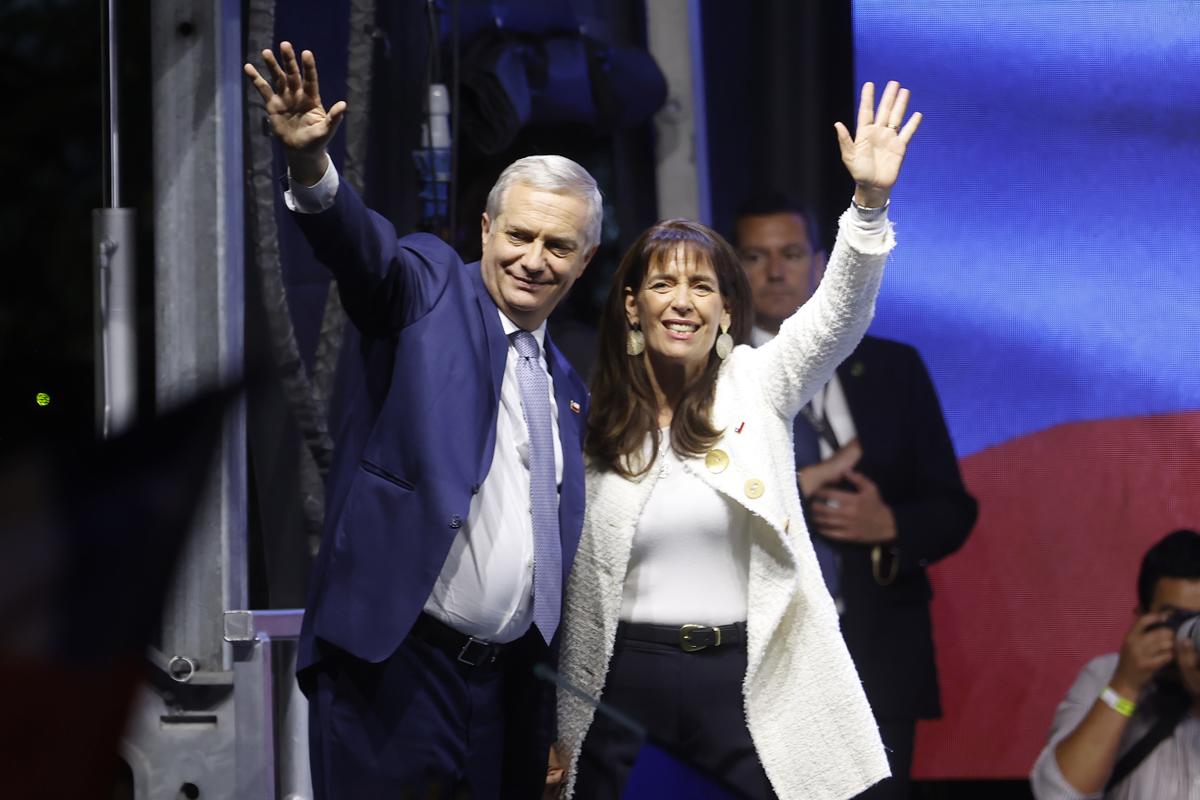 Chile | Seguridad, migración y reactivación económica: estas son las 3  prioridades clave que ha delineado José Antonio Kast para un potencial  gobierno.