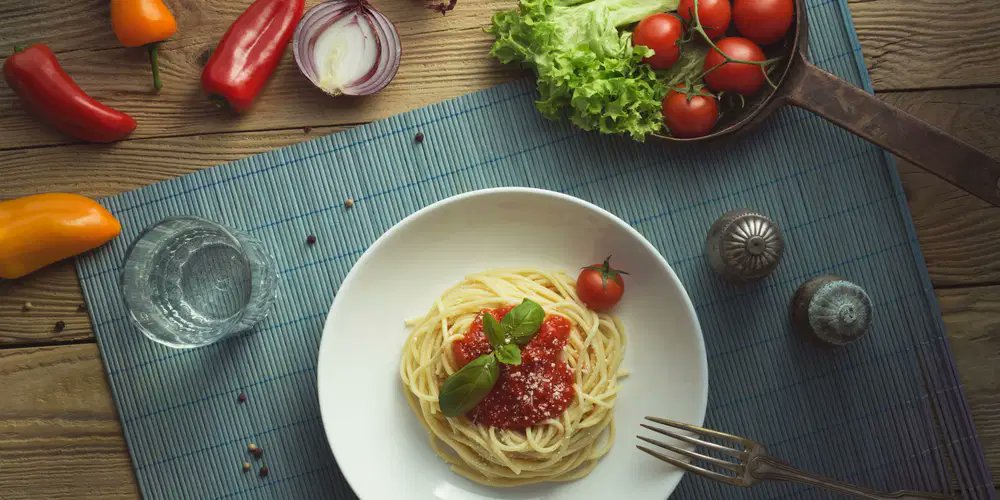 TheJSDev's tweet card. If you have ever cooked a meal at home, then you can understand how to write stateful code using object-oriented programming methods in JavaScript.