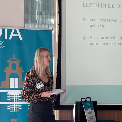 Tweet card summary image