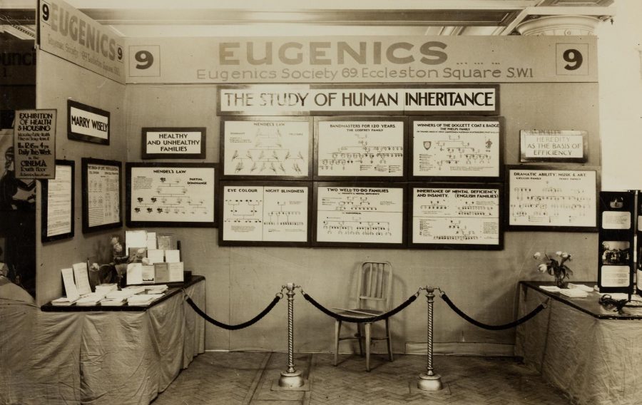 Pulgar_Panda's tweet card. Durante el verano de 1912 en la Universidad de Londres, Inglaterra, la Eugenics Education Society convocó, en memoria de Sir Francis Galton, muerto un año antes...