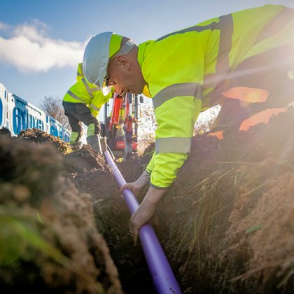 Tweet card summary image