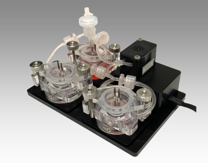 Labo_Fun's tweet card. 市販のセルカルチャーインサートをそのまま活用し、「Plug and Play」をコンセプトとした灌流培養できるポンプシステムを展開。実験系の構築はお任せください。