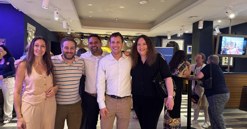 Tweet card summary image