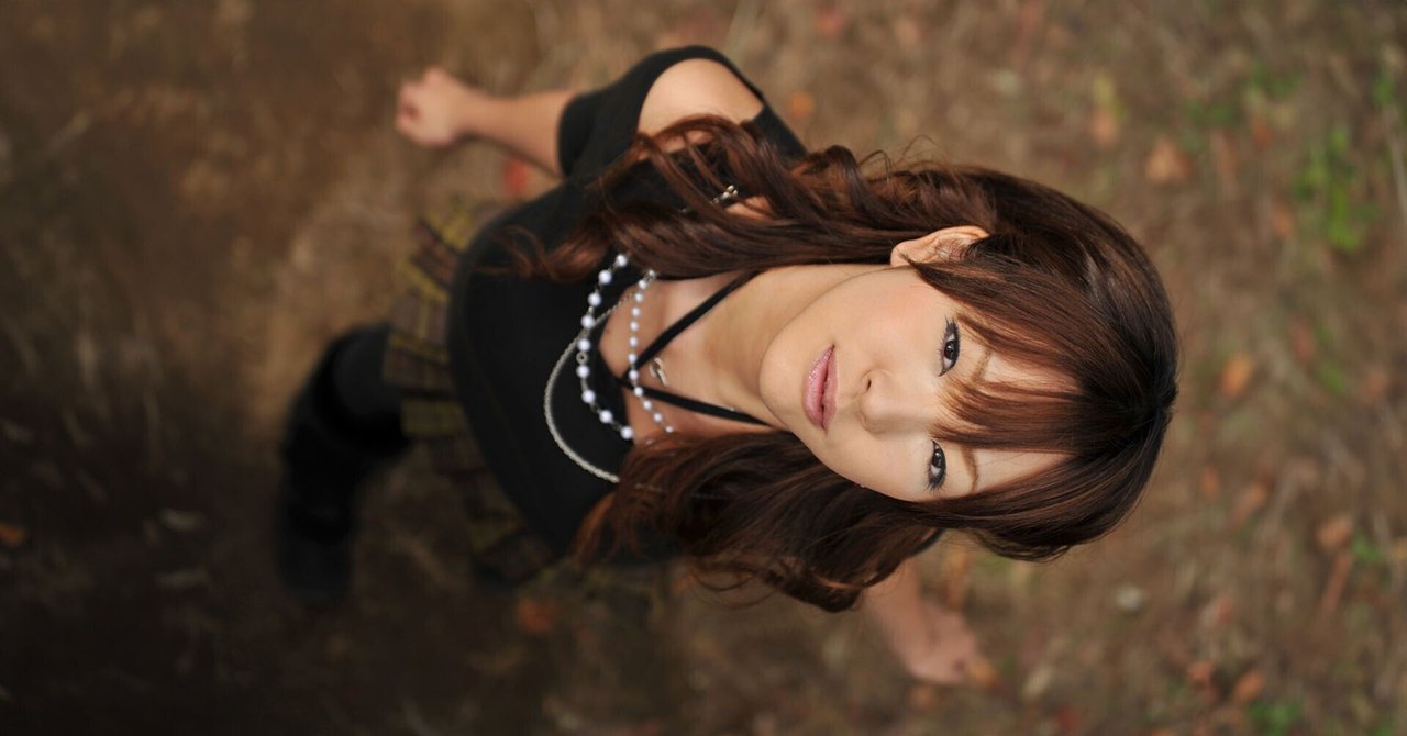 BlogMATLAB's tweet card. まえがき VST 等、オーディオの内部処理で音量を変えたりする場合、急に大きく変えると波形が不連続となり、「プチッ」というノイズが出ることがあります。 そのため、音量を滑らかに変化させる必要があります。 （振幅が小さいところで切り替わると気にならず、テストでは気付かないことがあるので注意が必要です） 急激に音量を変化させるとノイズが発生 ランプ関数 JUCE のチュートリアルでは、前の Gain...