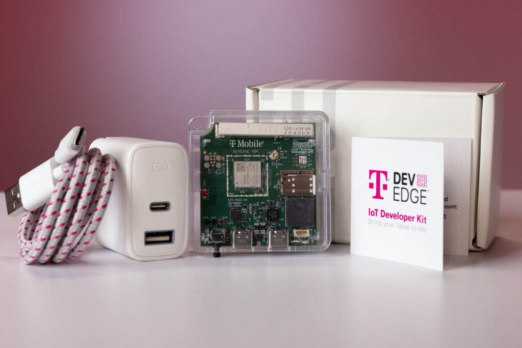 arduino_sensor_'s tweet card. T-Mobile lanza un kit de desarrollo de IoT, aprovechando la red como plataforma para la innovación