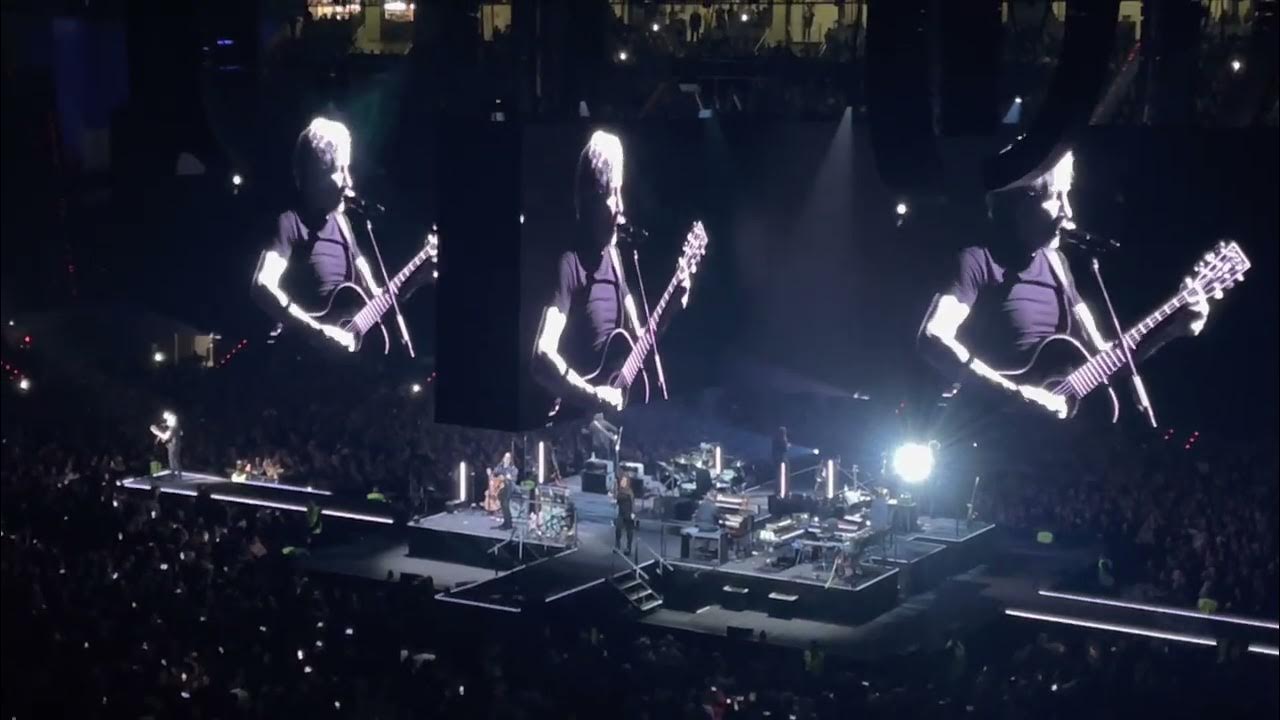 SimChess's tweet card. Roger Waters - Wish You Were Here, Palau St.Jordi, Barcelona, 21...