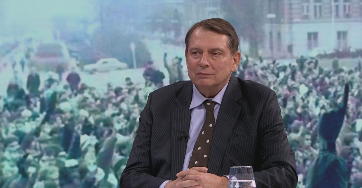 CSSDlidem's tweet card. Bývalý český premiér Jiří Paroubek hlásí návrat do politiky. Byl zvolen předsedou strany Česká suverenita sociální demokracie, která používá zkratku ČSSD, tedy stejnou jako strana, které v minulosti...