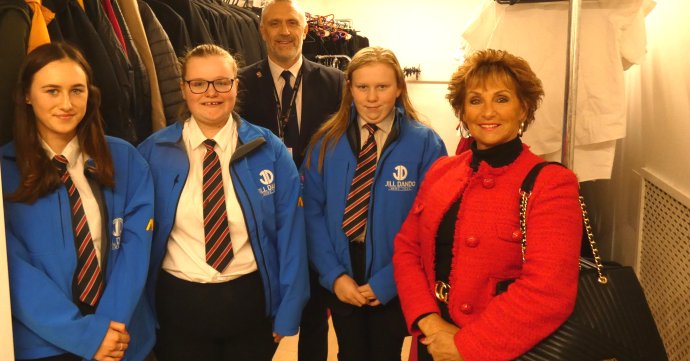 Tweet card summary image