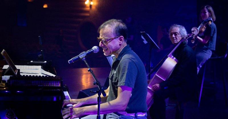 Tweet card summary image