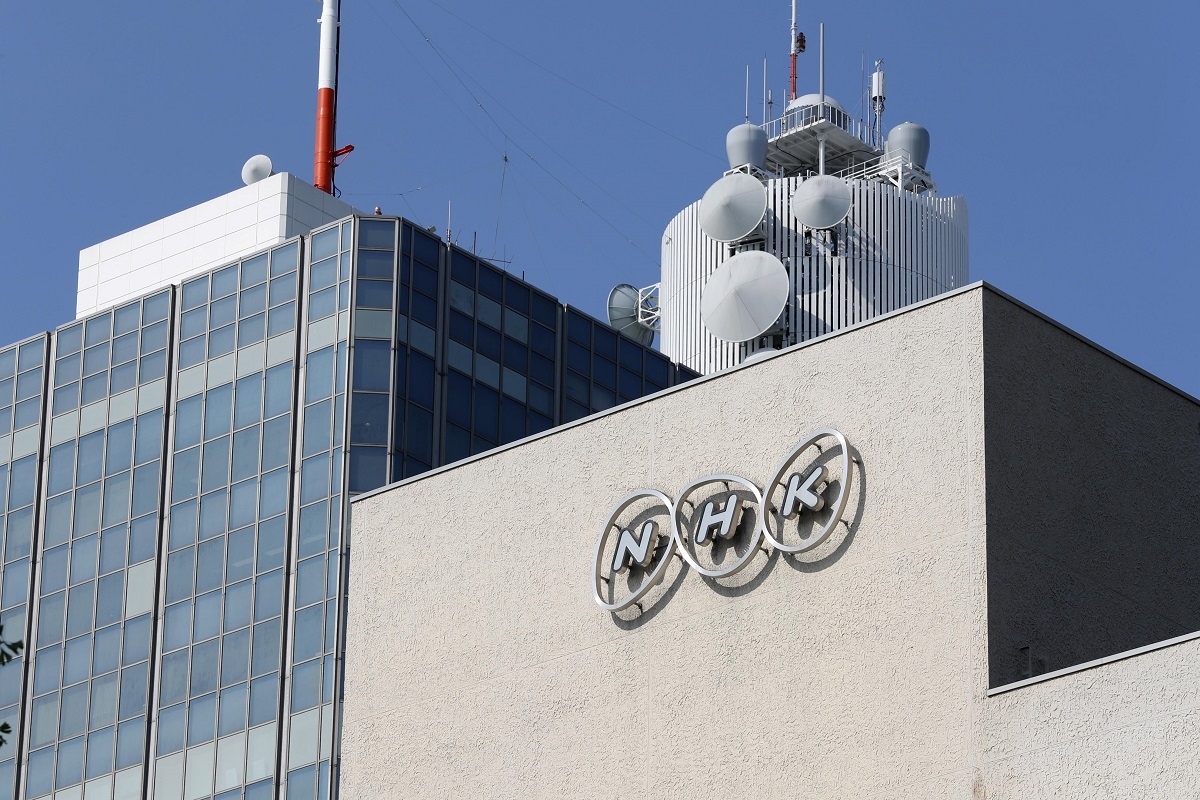 ppsh41_1945's tweet card. 　今年6月の改正放送法の成立を受け、NHKは値下げやチャンネルの停波といったスリム化案を公表した。その一方で、「罰金」制度による受信料の徴収強化も注目されている…