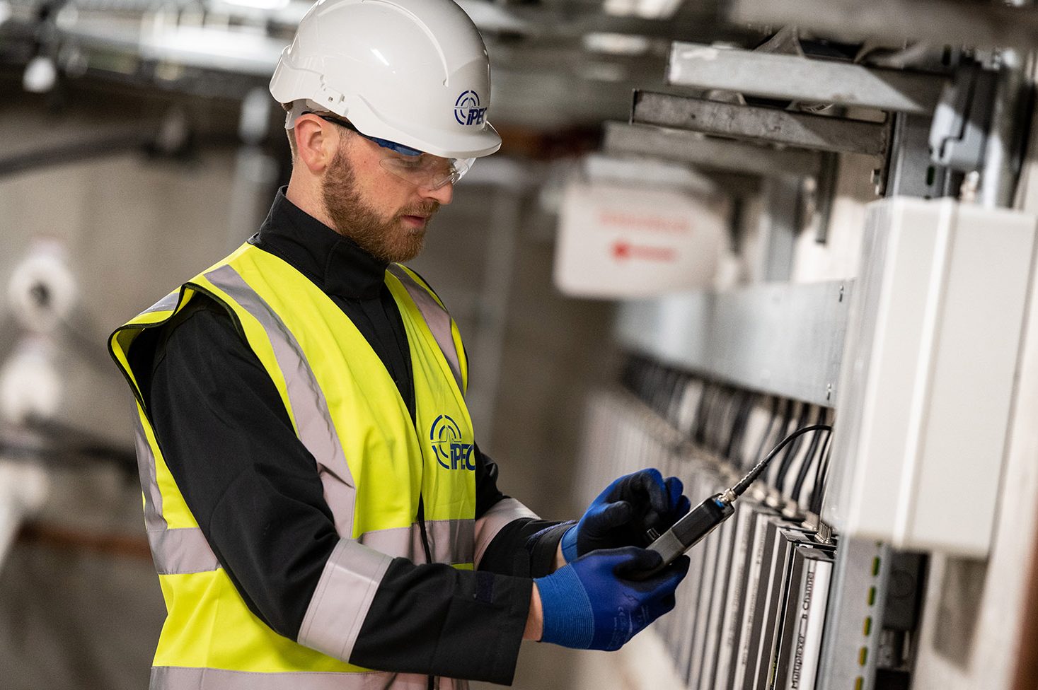 nipclaw's tweet card. IPEC supplies advanced 24/7 partial discharge monitoring systems