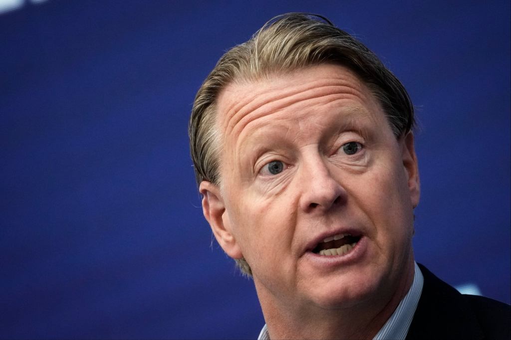 SrinivasDKrishn's tweet card. Verizon announced Thursday that it is acquiring Frontier, a leading fiber internet provider.