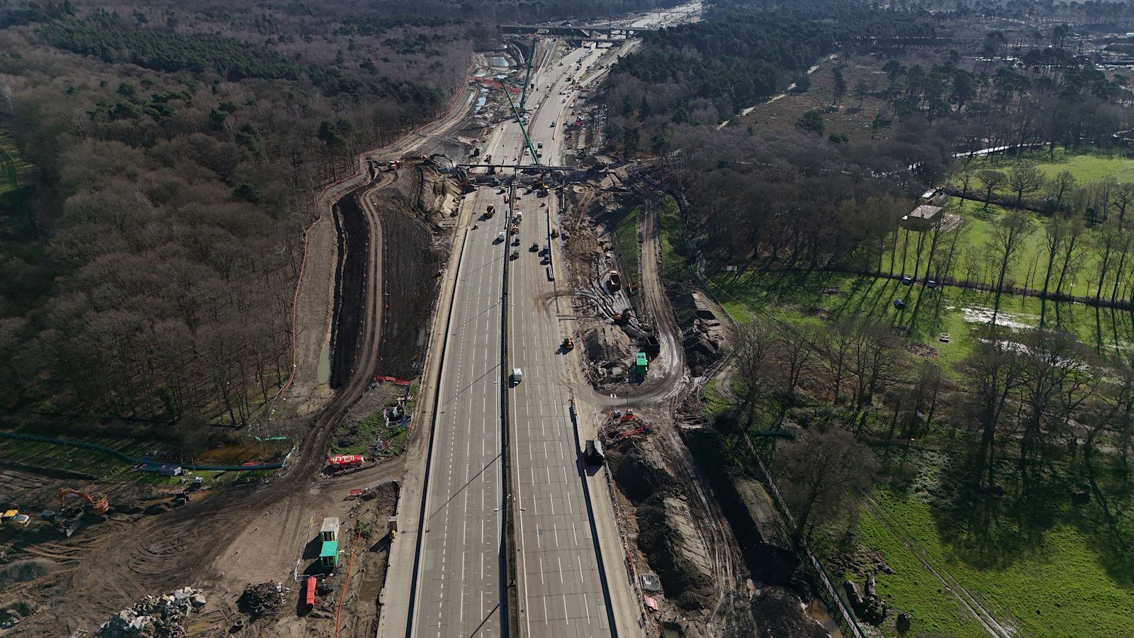 itvnews's tweet card. The five-mile stretch of the motorway between junctions 10 and 11 remains inaccessible until 6am on Monday. | ITV National News