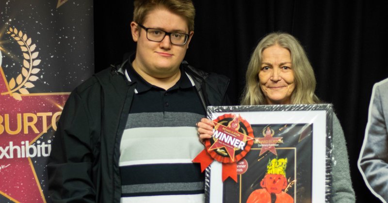 Tweet card summary image