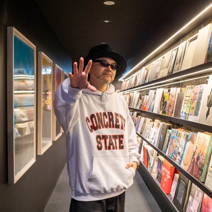 Tweet card summary image