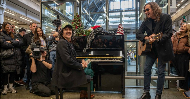 Tweet card summary image