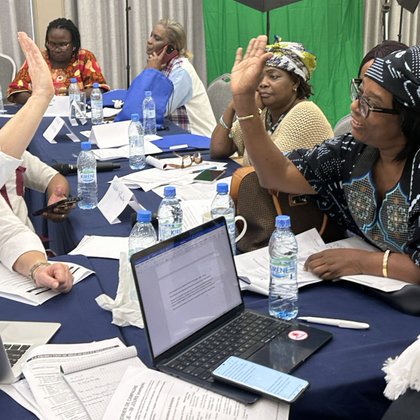 Tweet card summary image