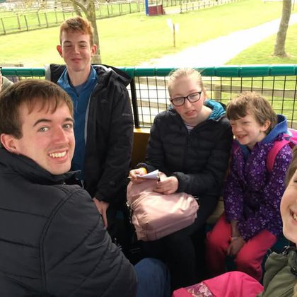 Tweet card summary image