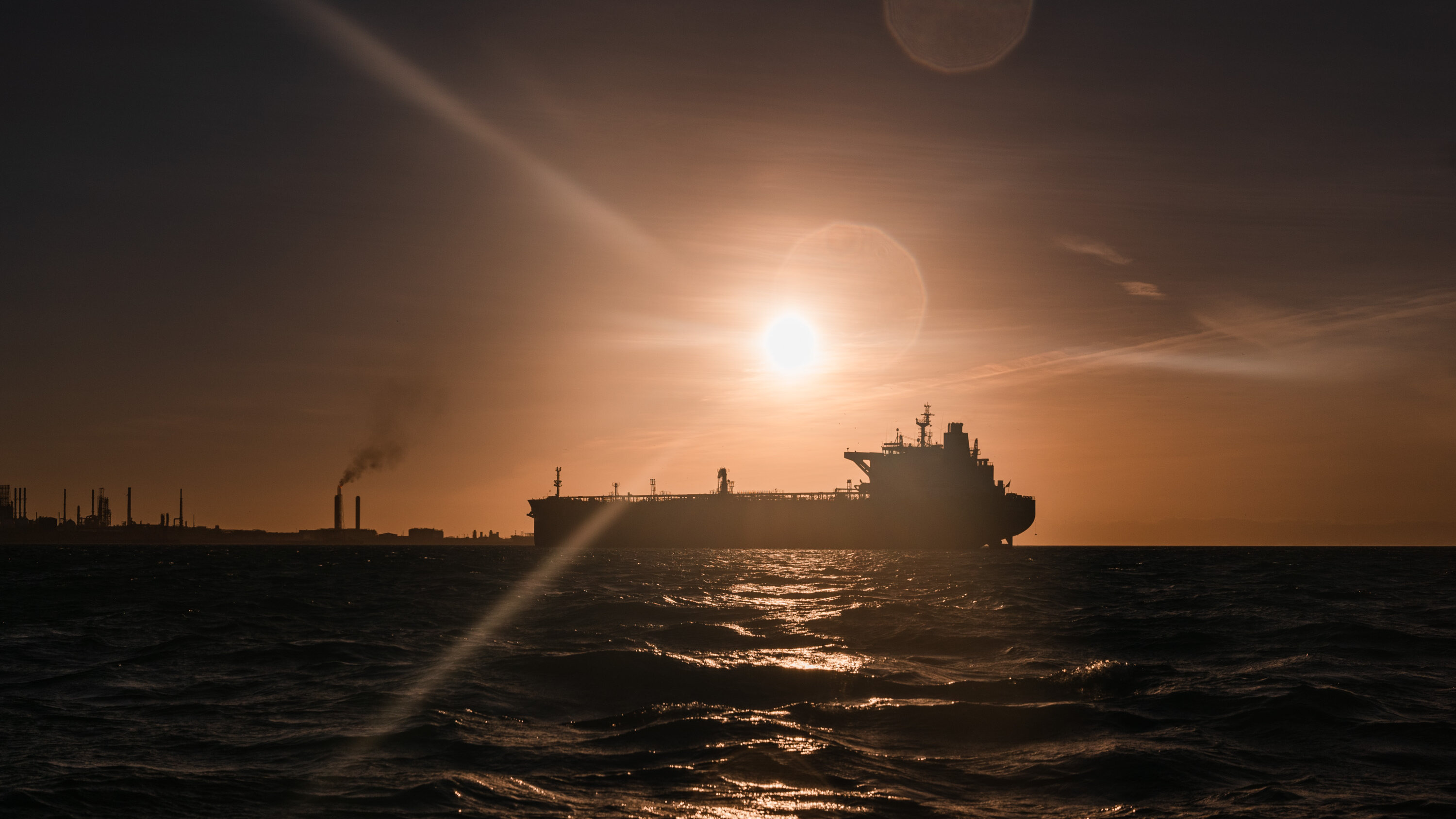 prestonstew_'s tweet card. Pentagon officials, surprised by President Trump’s orders, scrambled to work out a plan to halt sanctioned tankers as Nicolás Maduro, Venezuela’s leader, vowed resistance.