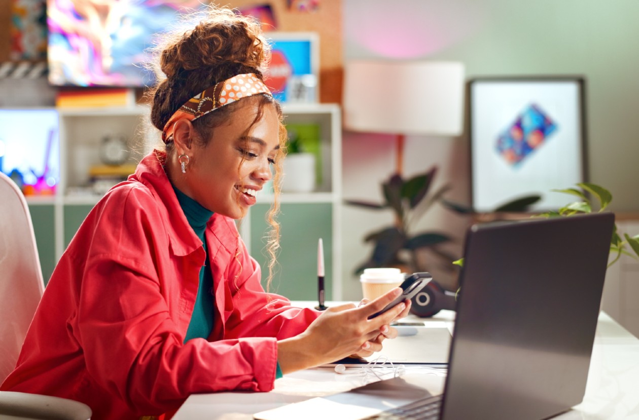 winfluencermktg's tweet card. Become the best answer for your B2B customers with this 8 step social media marketing plan based on the Best Answer Marketing framework.