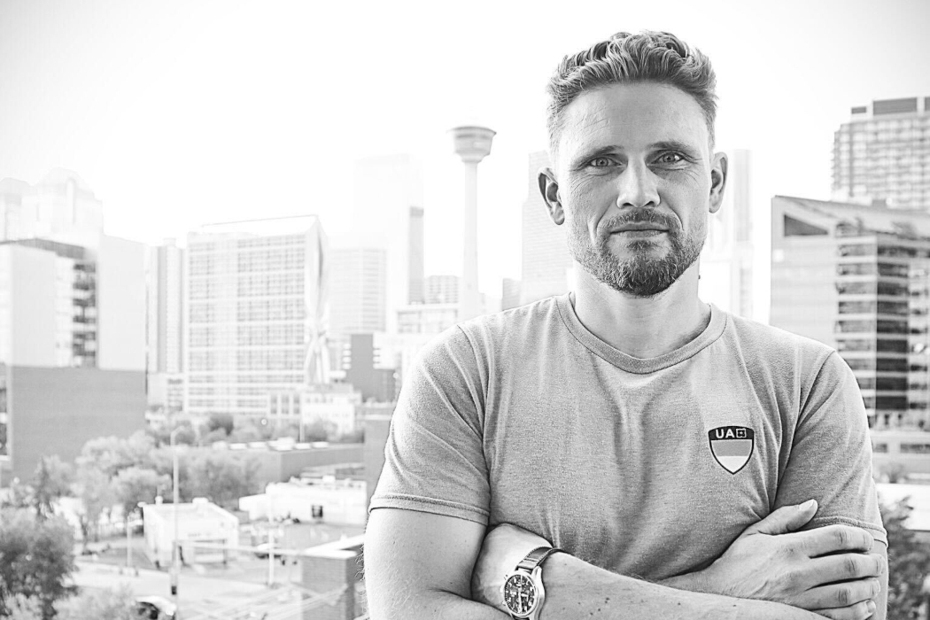 DecoderDotCa's tweet card. Construction workers want to build, not push paper. Winnipeg founder David Peters understands this problem after nearly two decades running a subcontracting business where rushed time sheets and...